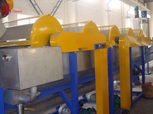 เครื่องรีไซเคิลเครื่องพีวีซีขวดพลาสติกรีไซเคิล / PET ความเร็วสูง
