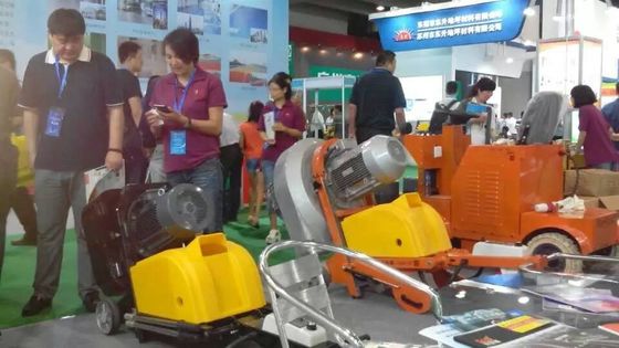 Lantai Polishing Equipment / Grinding Machine Dengan Vacuum Cleaner
